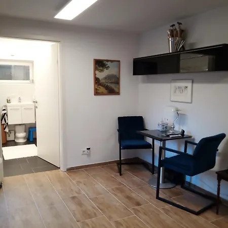 בית אירוח Feapp Souterrain Pennen & Parken