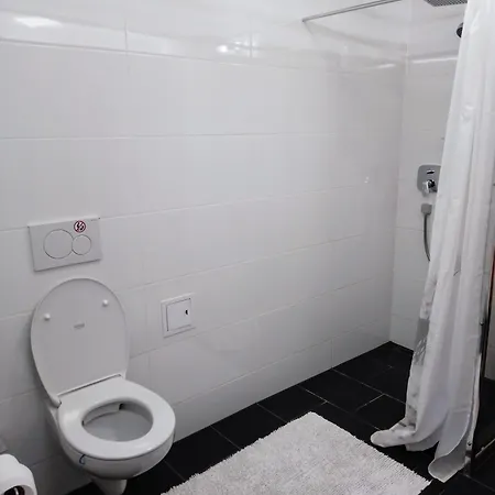 בית אירוח Feapp Souterrain Pennen & Parken *